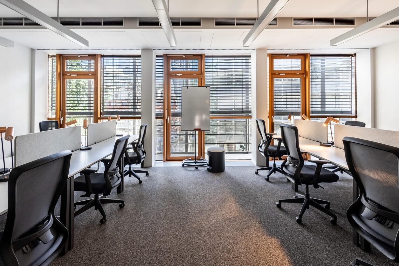 Plaza Cubes Düsseldorf Large Office