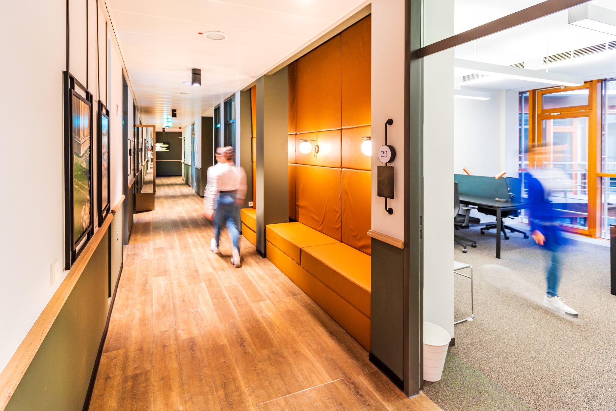 Plaza Cubes DE Hall